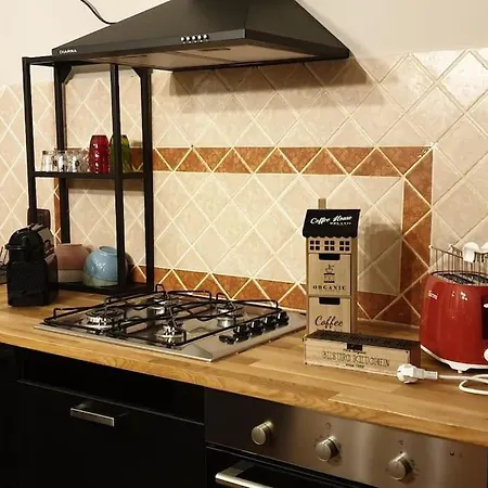Apartment Beautiful On The Outskirts Of Barbara Casa Portuense Rome